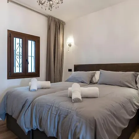 2 Luxurious In The Heart Of Puerto Banus * Marbella