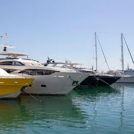 2 Luxurious In The Heart Of Puerto Banus דירה *