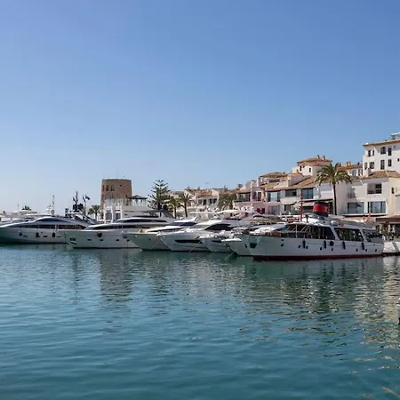 2 Luxurious In The Heart Of Puerto Banus